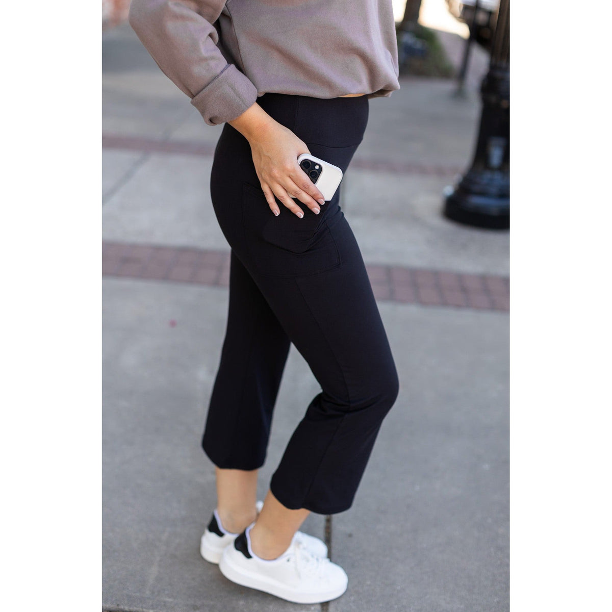 Ready to Ship | The Delilah - Kick Flare Leggings with Pockets - Round 2
