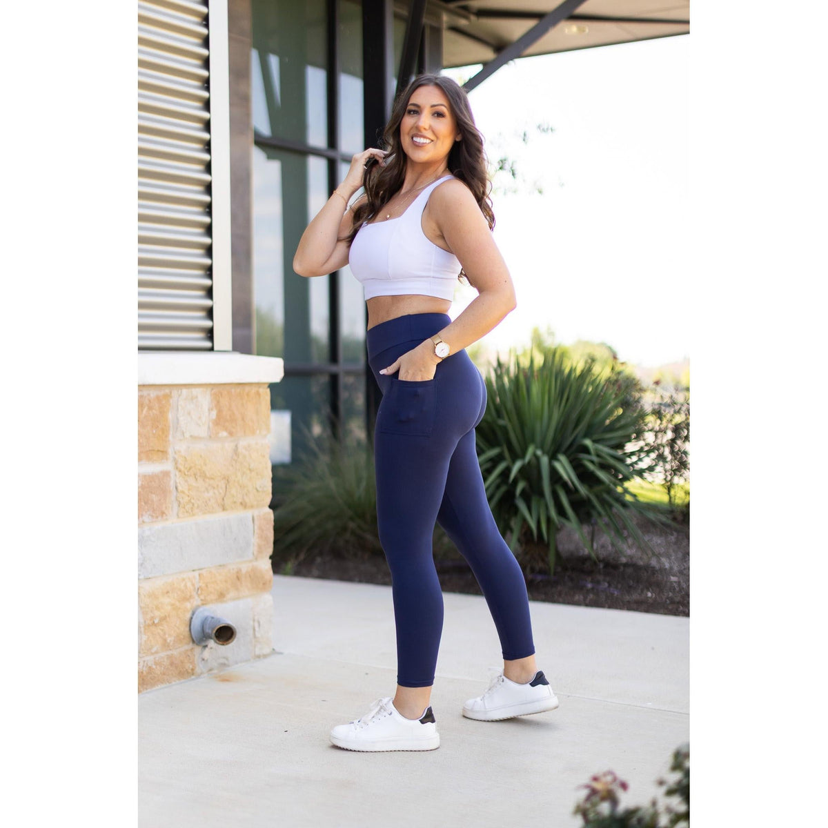 Julia Rose The Riley navy 7/8 ankle length leggings with pockets, high-waisted women’s leggings
