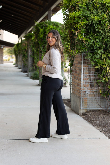 Ready to Ship | The Jenna - Comfy Wide Leg Fleece pants*