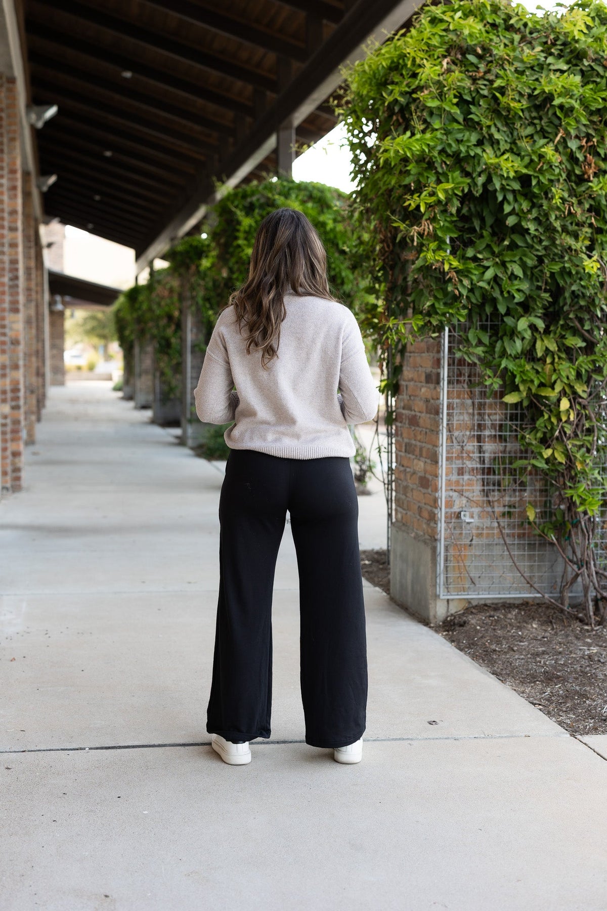 Ready to Ship | The Jenna - Comfy Wide Leg Fleece pants*