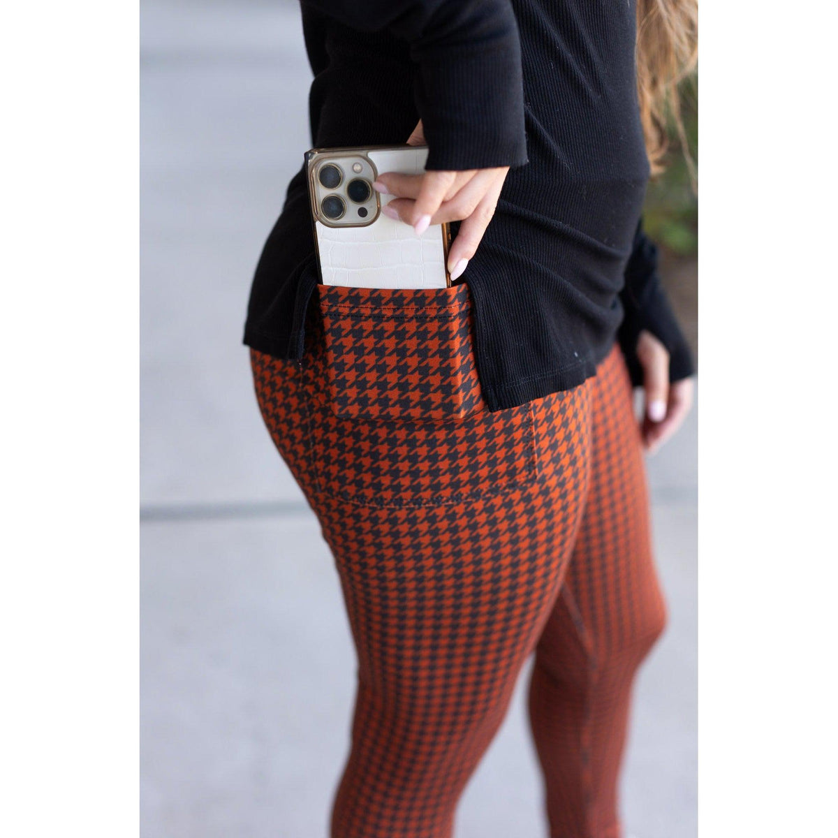 Julia Rose houndstooth full-length leggings, Women wearing houndstooth leggings high waisted