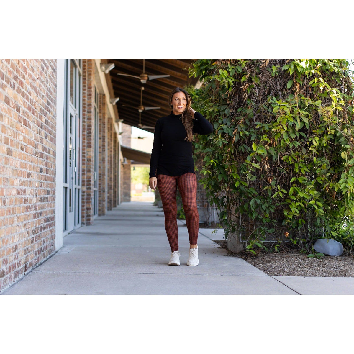 Julia Rose houndstooth full-length leggings, Women wearing houndstooth leggings high waisted