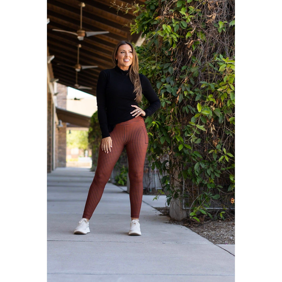 Julia Rose houndstooth full-length leggings, Women wearing houndstooth leggings high waisted