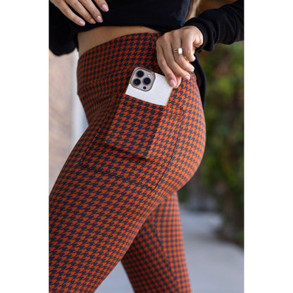 Julia Rose houndstooth full-length leggings, Women wearing houndstooth leggings high waisted