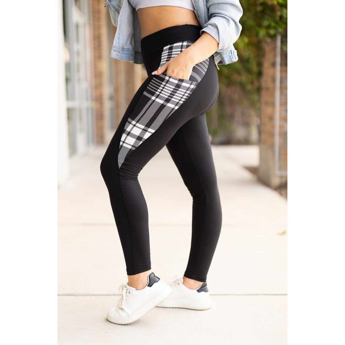 High waisted black leggings with plaid side panel