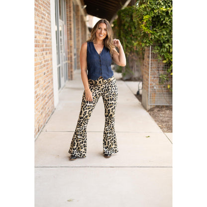 Ready to Ship | The Francesca Leopard Super Flare Leggings*