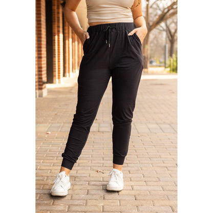 Julia Rose The Reagan black joggers, Women wearing black joggers Luxe Leggings by Julia Rose