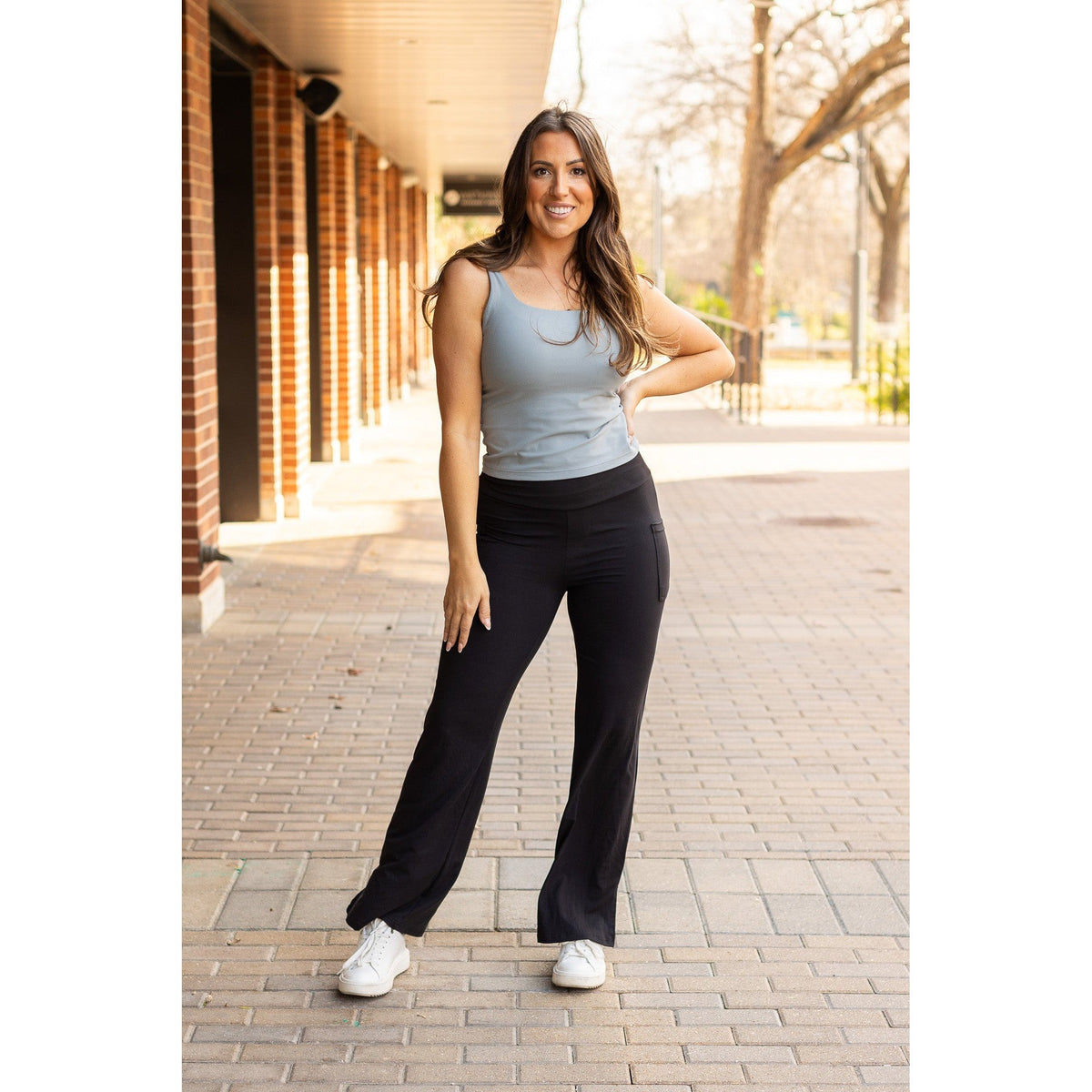 High-waisted relaxed fit leggings in buttery soft fabric. Close-up of waistband and pocket detail on Julia Rose Rachel leggings