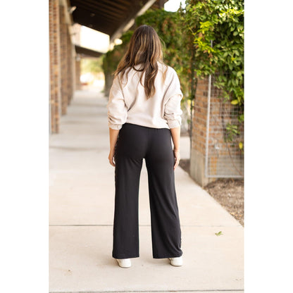 Women’s buttery soft leopard panel lounge pants with pockets