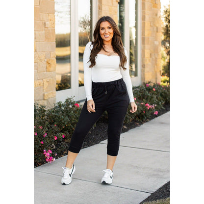 Ready to Ship  | The Sierra - Cropped Joggers