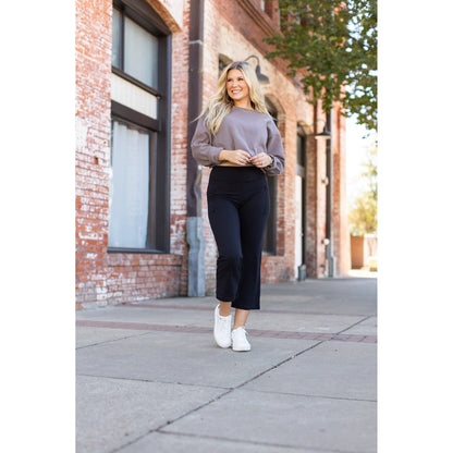 Ready to Ship | The Delilah - Kick Flare Leggings with Pockets - Round 2