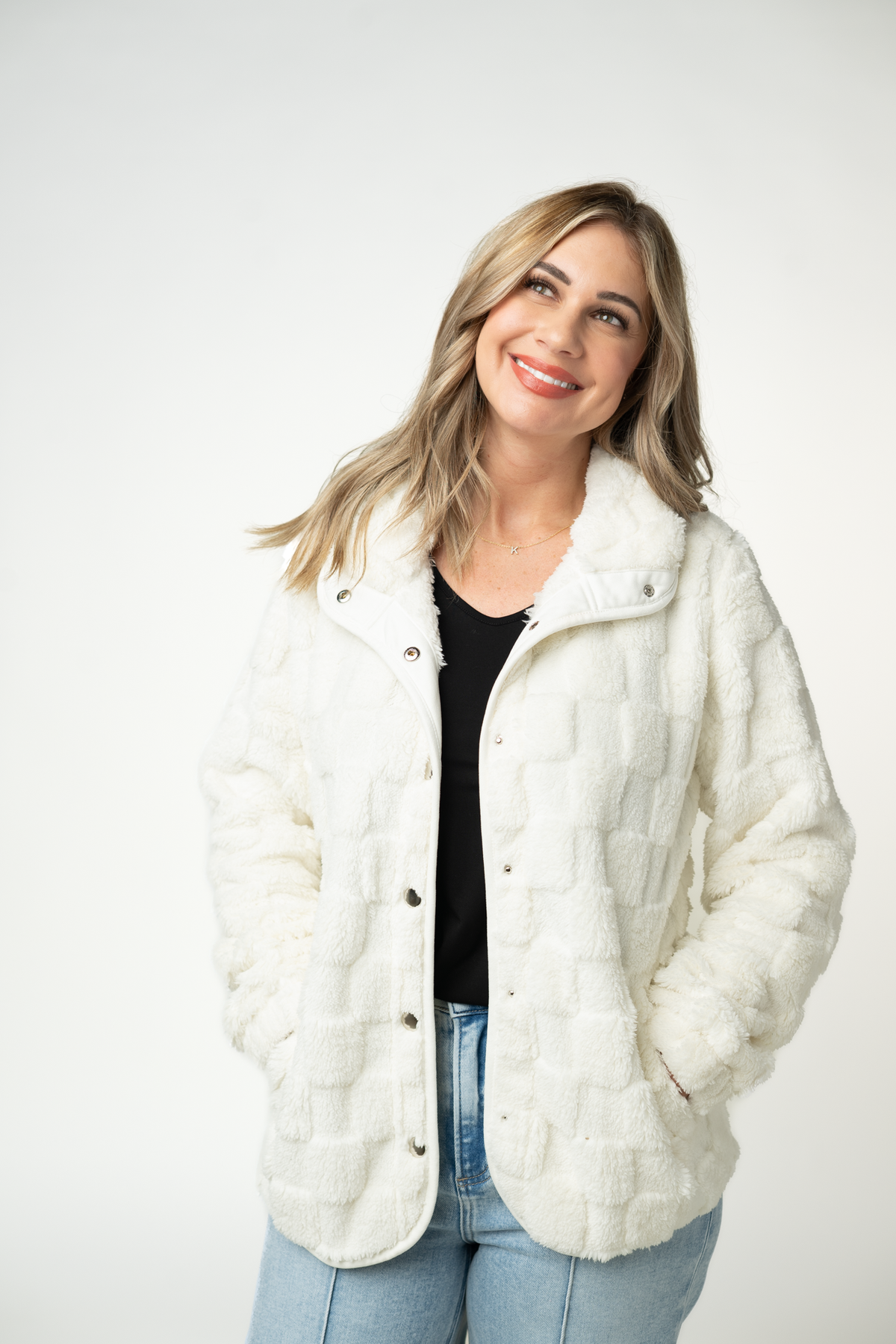 IN STOCK Checkered Snap Sherpa - Ivory
