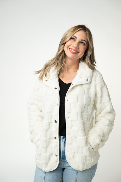 IN STOCK Checkered Snap Sherpa - Ivory
