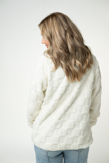 IN STOCK Checkered Snap Sherpa - Ivory