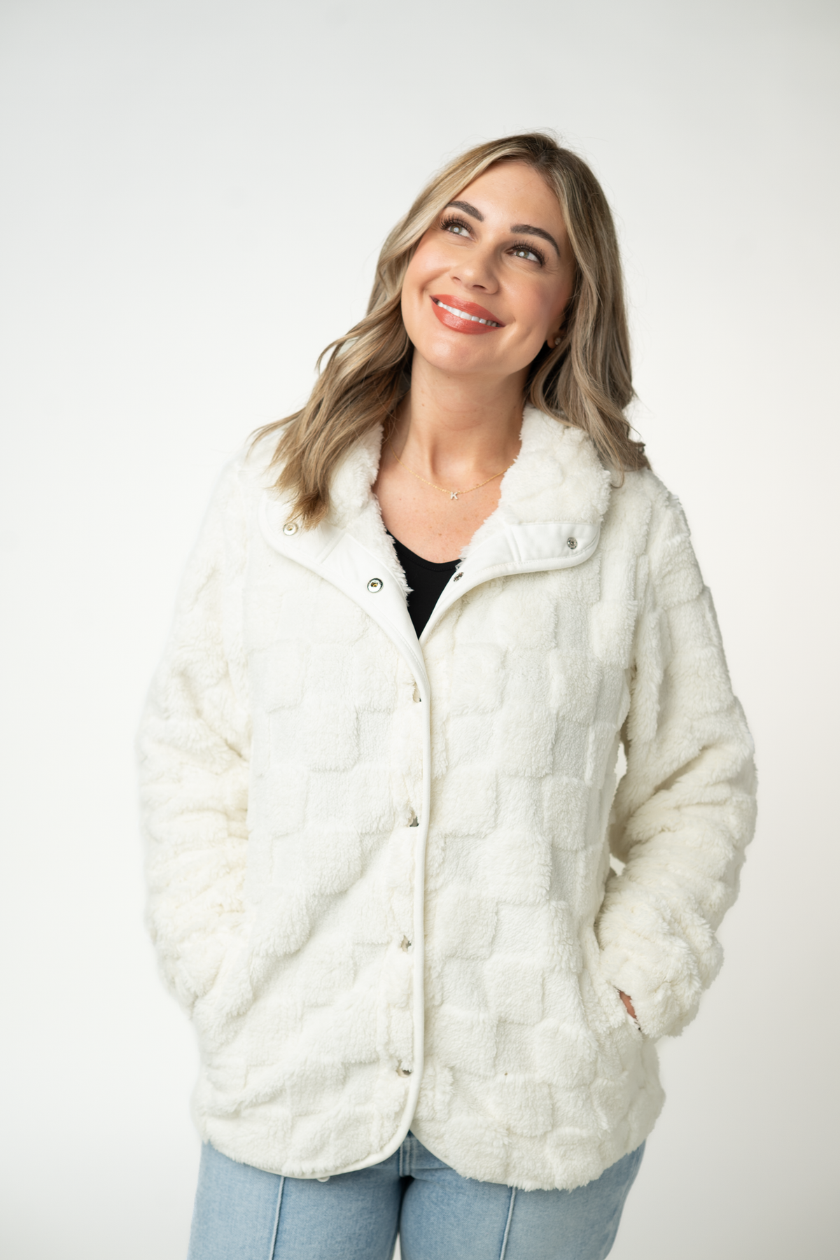 IN STOCK Checkered Snap Sherpa - Ivory