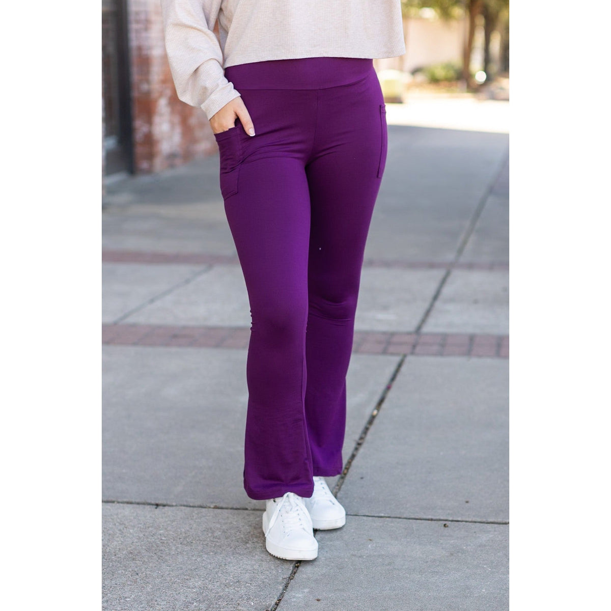 Purple flare yoga pants by Julia Rose
Stretchy high waist purple leggings with pockets and flared leg