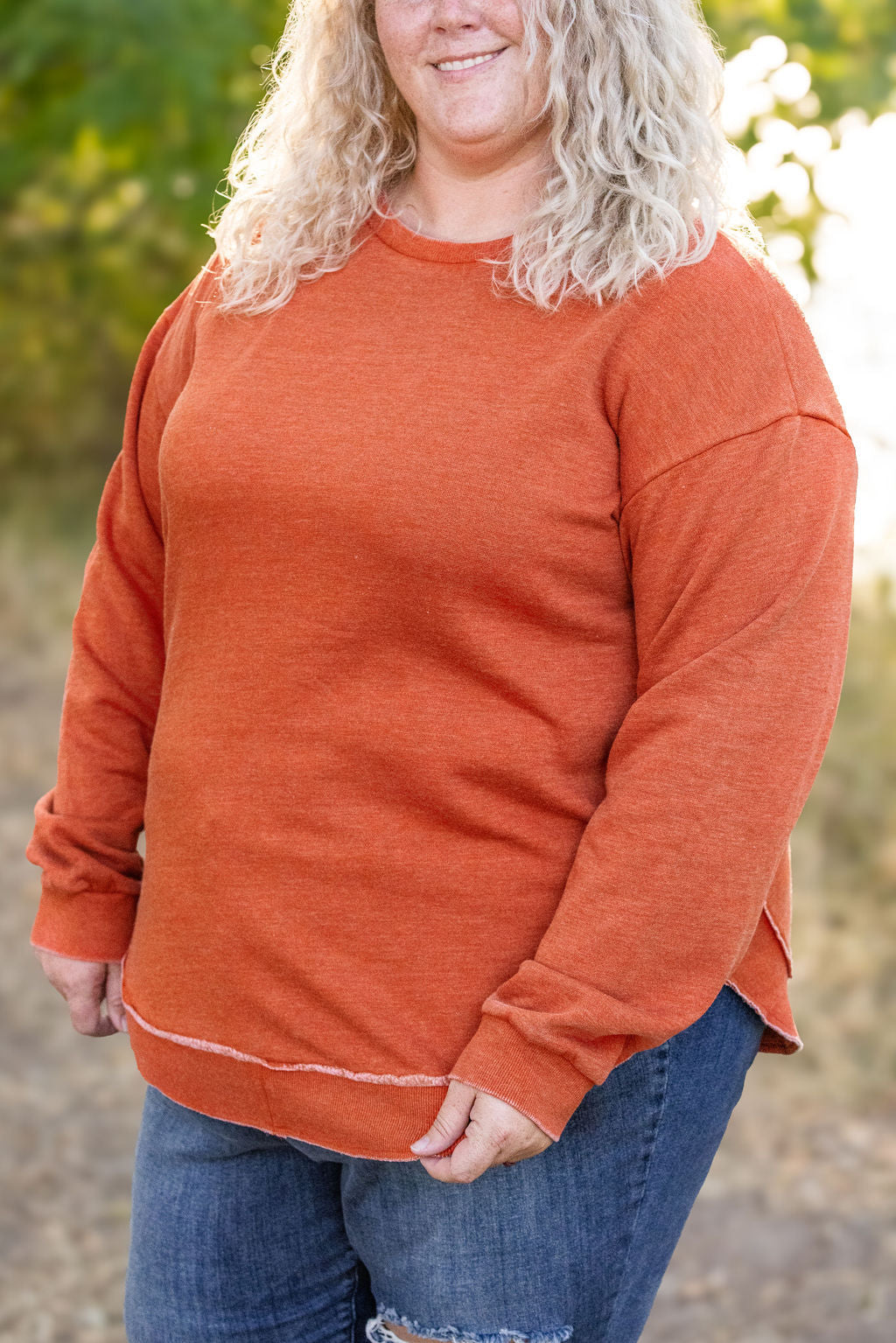IN STOCK Vintage Wash Pullover - Rust - Large
